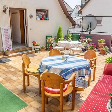 Apartmenthaus Ferienwohnungen Sila Вайнщад Екстериор снимка