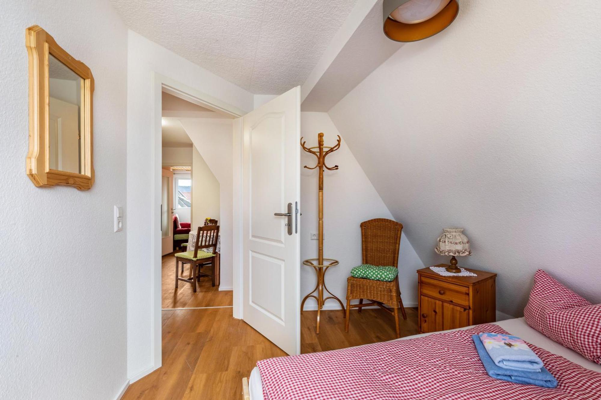 Apartmenthaus Ferienwohnungen Sila Вайнщад Екстериор снимка