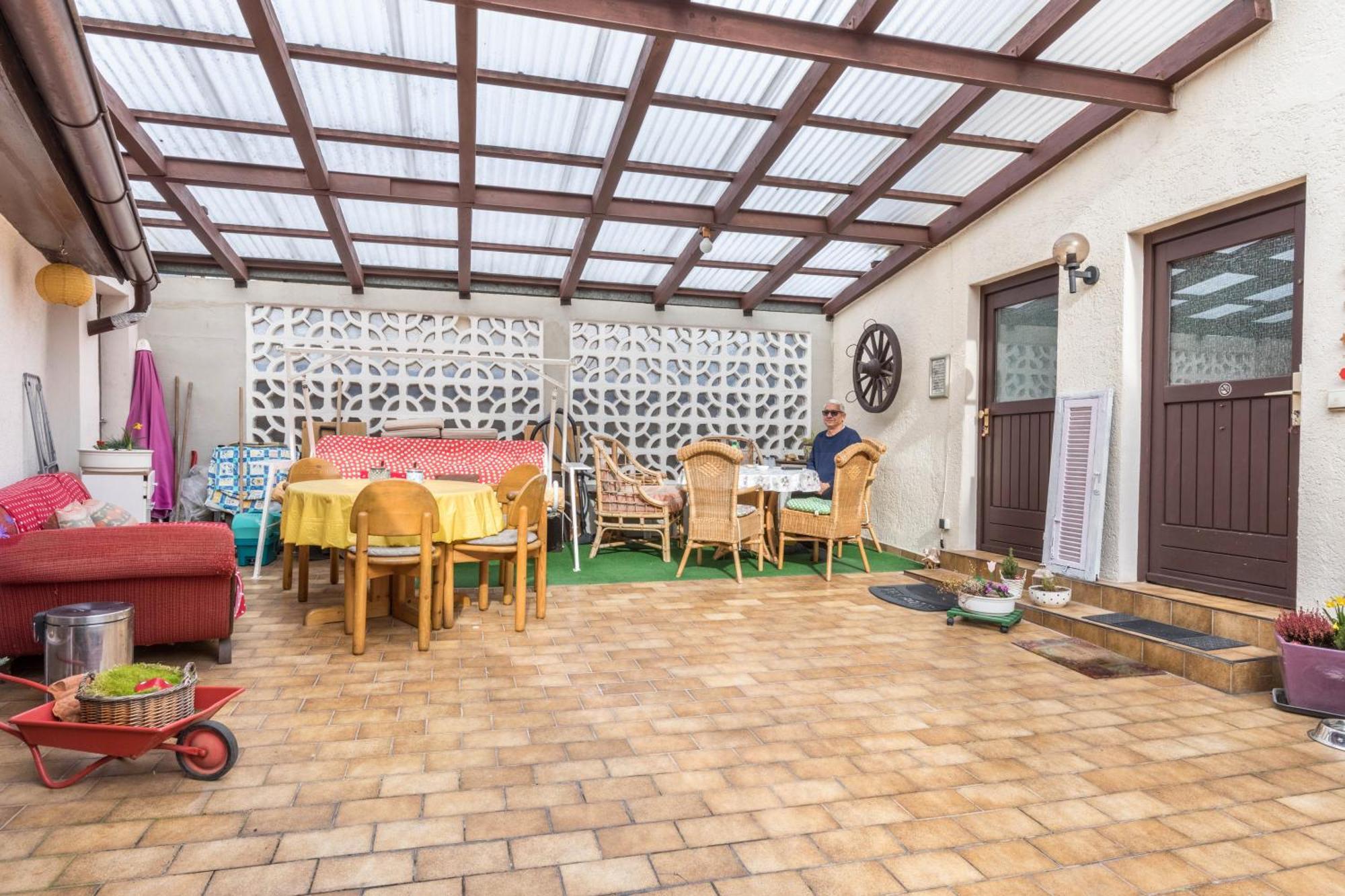 Apartmenthaus Ferienwohnungen Sila Вайнщад Екстериор снимка